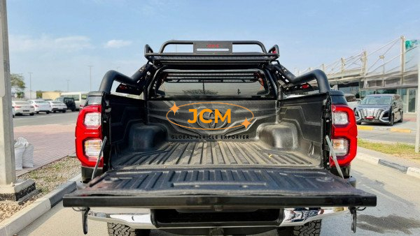 
								2022 TOYOTA HILUX 2.8 4WD full									
