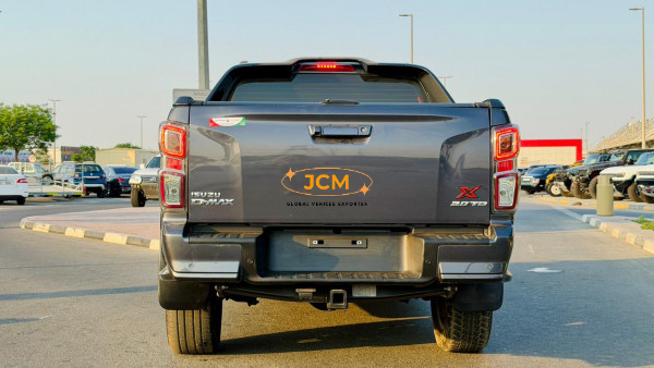 
								2021 ISUZU D-MAX full									