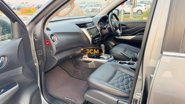 
								2022 NISSAN NAVARA full									