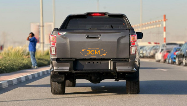 
								2024 ISUZU D-MAX full									