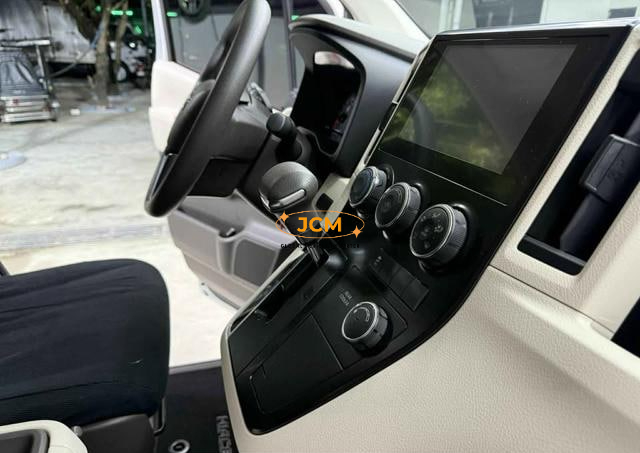 
								2026 TOYOTA HIACE VAN 2.8 GL GRANDIA AT 2WD LHD 12 Seaters full									