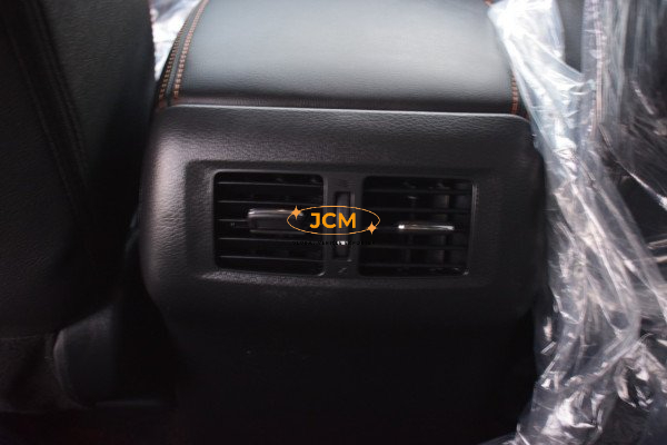 
								Nissan Navara 2020 full									