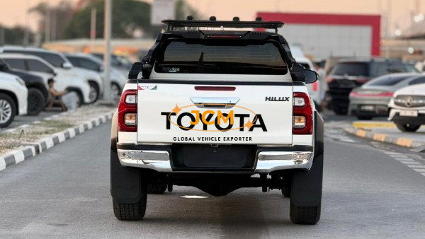2022 TOYOTA HILUX 2.8 4WD