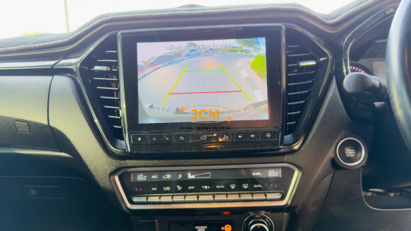 
								2021 ISUZU D-MAX full									
