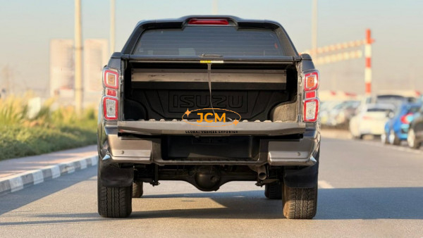
								2024 ISUZU D-MAX full									