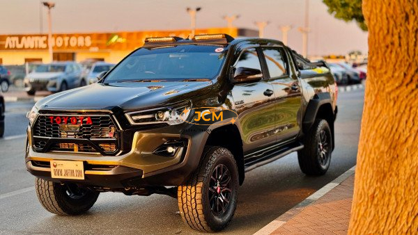 
								Toyota Hilux 2020 full									