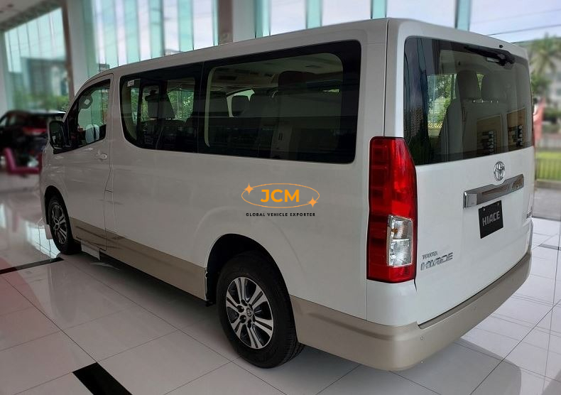 
								2020 Toyota Hiace GL Grandia Tourer LHD 10 Seats full									