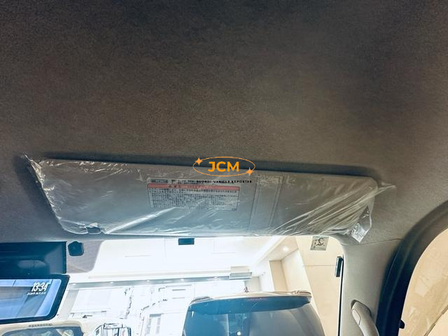
2025 TOYOTA HIACE COMMUTER SUPER LONG GL 14 S full									