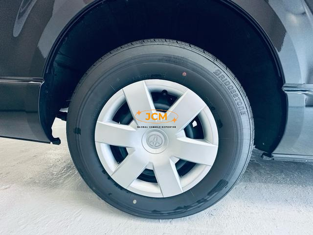 
2025 TOYOTA HIACE COMMUTER SUPER LONG GL 14 S full									
