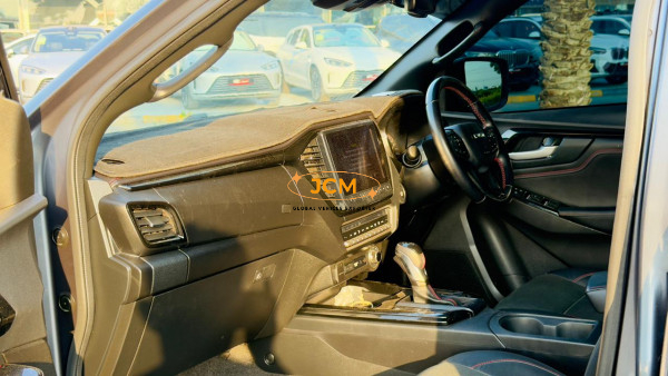 
								2021 ISUZU D-MAX full									