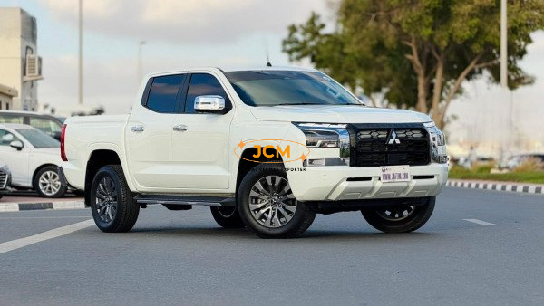2024 MITSUBISHI TRITON