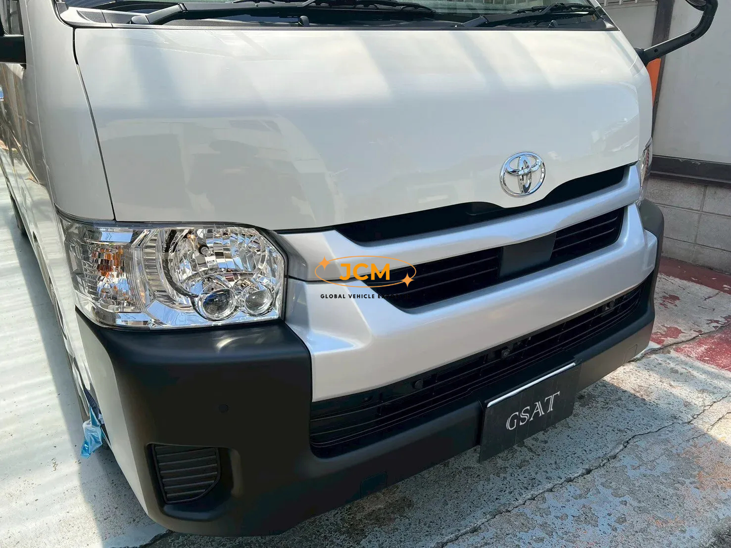 
2025 Toyota Hiace Commuter 2.8 GL Diesel Turbo – 14-Seater full									