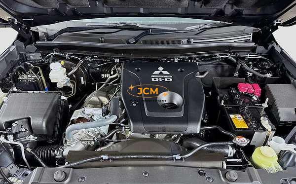 
								2023 MITSUBISHI TRITON 2.4 GSR DOUBLE CAB full									