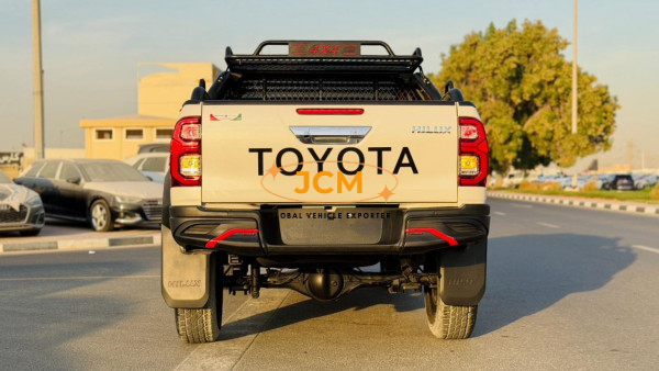 
								2024 TOYOTA HILUX 2.8 4WD full									
