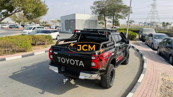 
								2022 TOYOTA HILUX 2.8 4WD full									
