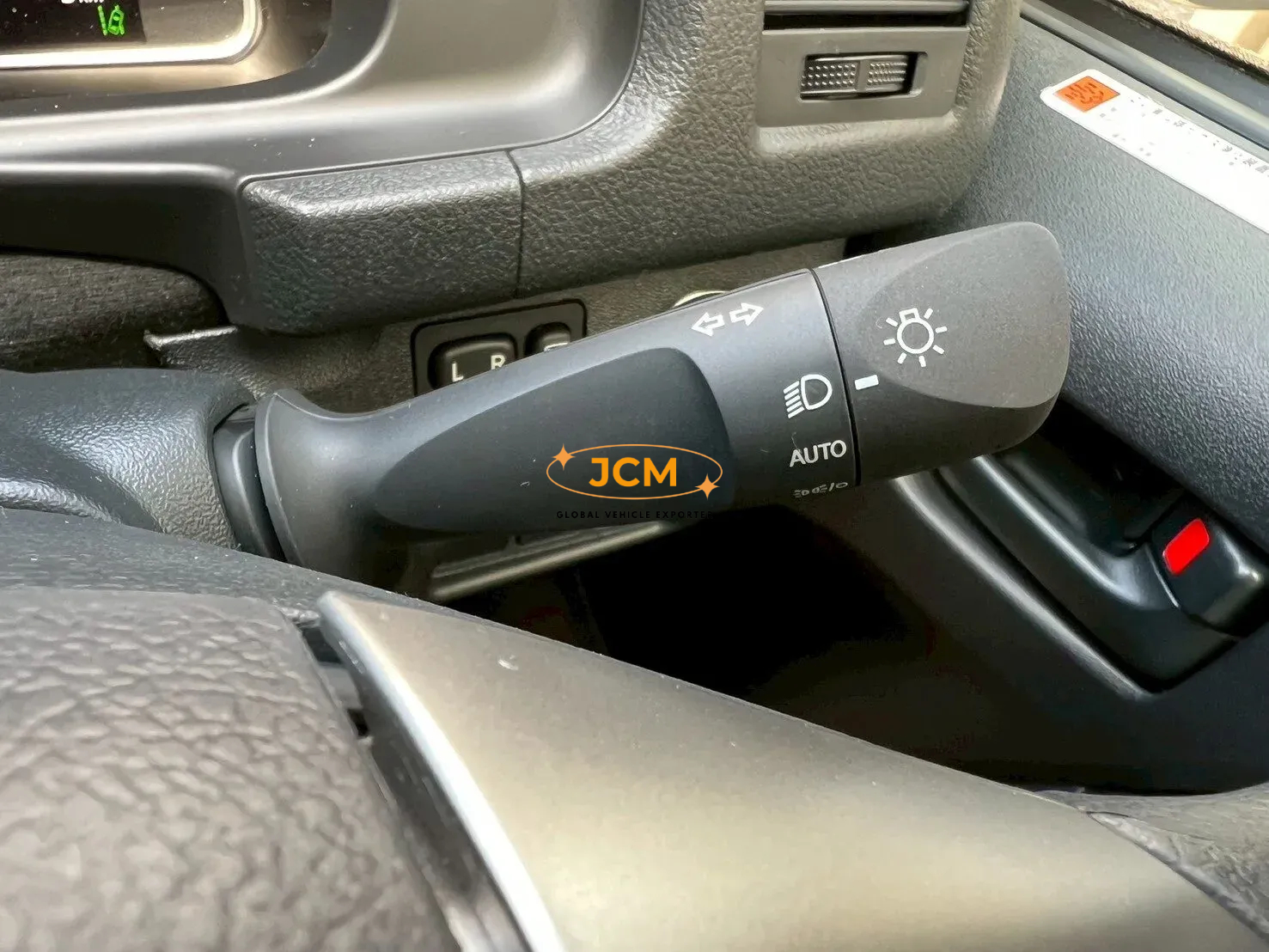 
2025 Toyota Hiace Commuter 2.8 GL Diesel Turbo – 14-Seater full									