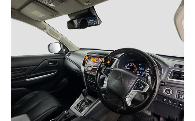 
								2023 MITSUBISHI TRITON 2.4 GSR DOUBLE CAB full									