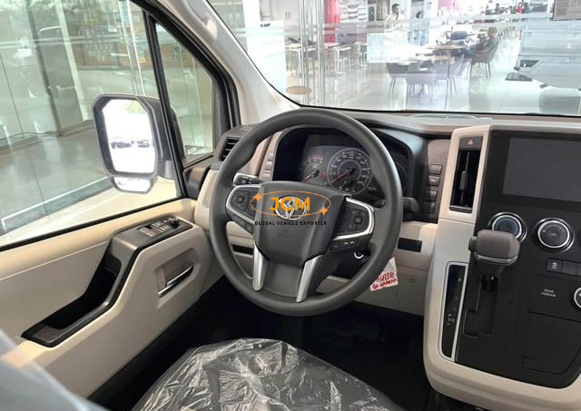 
								2026 TOYOTA HIACE COMMUTER 2.8 GRANDIA AT 2WD LHD Seats 12 full									