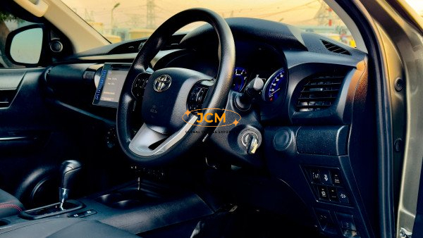Toyota Hilux 2020