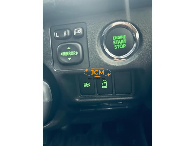 
2025 TOYOTA HIACE COMMUTER SUPER LONG GL 14 S full									