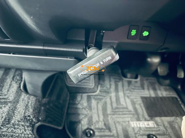 
2025 TOYOTA HIACE COMMUTER SUPER LONG GL 14 S full									