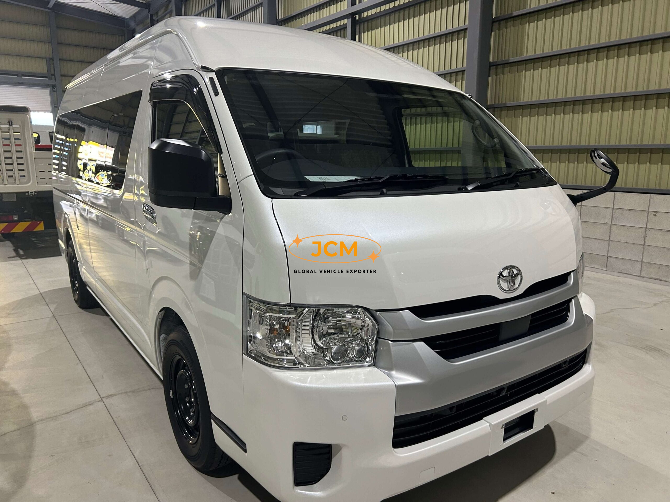 2025 Toyota Hiace Commuter Diesel Turbo 12 seater