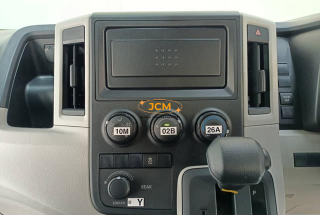 2026 TOYOTA HIACE COMMUTER 2.8 14 Seaters