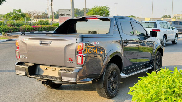 2021 ISUZU D-MAX