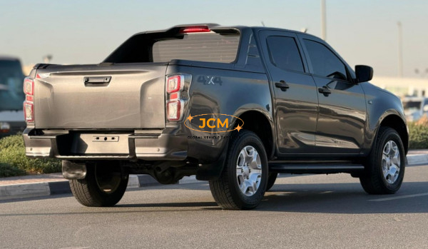 
								2024 ISUZU D-MAX full									