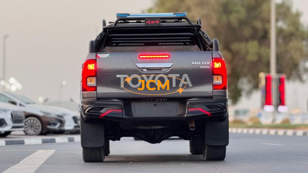 
								2020 TOYOTA HILUX 2.8 4WD full									