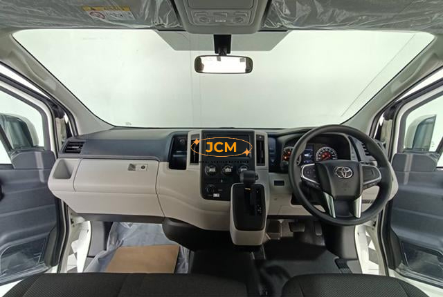 
								2026 TOYOTA HIACE COMMUTER 2.8 14 Seaters full									