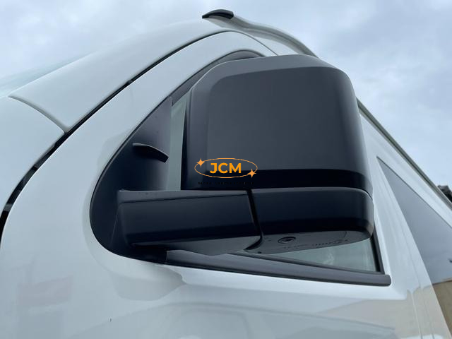 
2025 TOYOTA HIACE COMMUTER SUPER LONG GL 14 Seates full									
