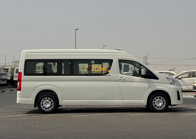 
								2025 TOYOTA HIACE COMMUTER 15 Seaters full									