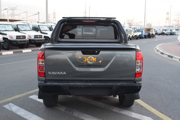 
								Nissan Navara 2020 full									
