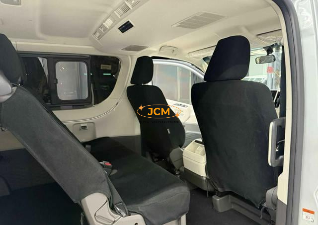 
								2026 TOYOTA HIACE VAN 2.8 GL GRANDIA AT 2WD LHD 12 Seaters full									