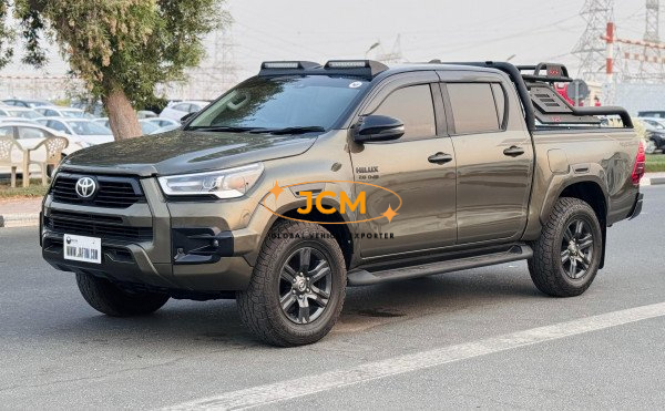 
								2023 TOYOTA HILUX 2.8 4WD full									