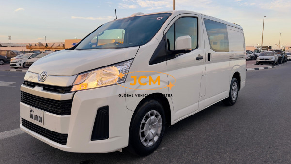 
								10 Seaters Toyota Hiace 2022 full									