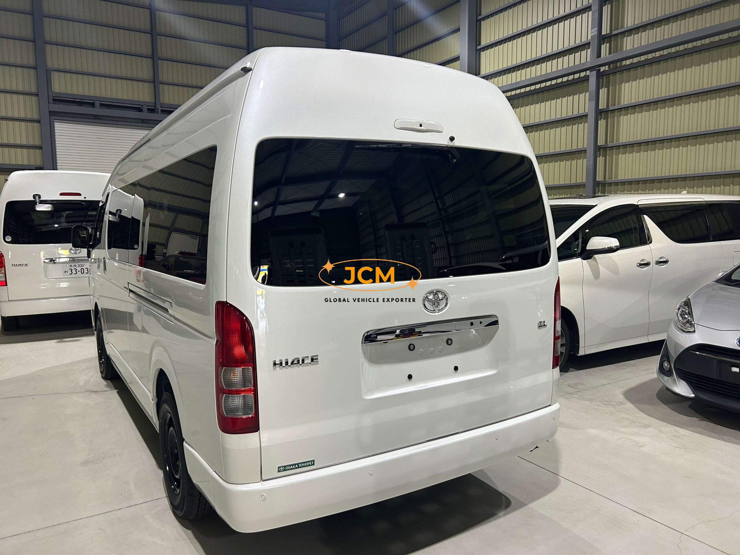 
2025 Toyota Hiace Commuter Diesel Turbo 12 seater full									
