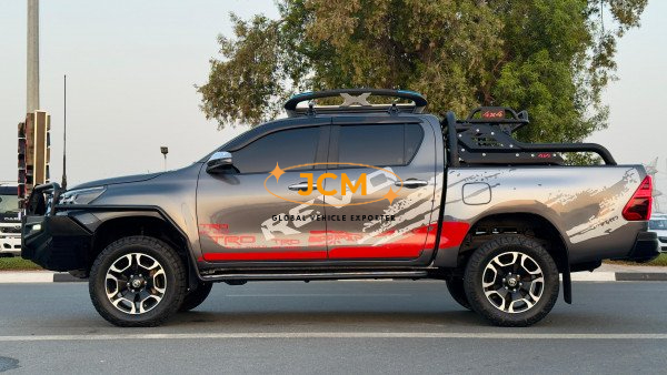 2020 TOYOTA HILUX 2.8 4WD