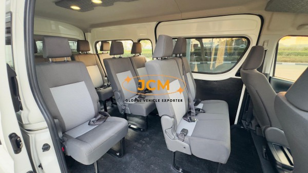 
								2021 TOYOTA HIACE Seats 12 full									
