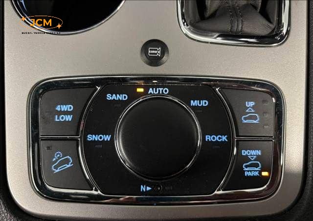 
								2020 JEEP GRAND CHEROKEE 4WD full									