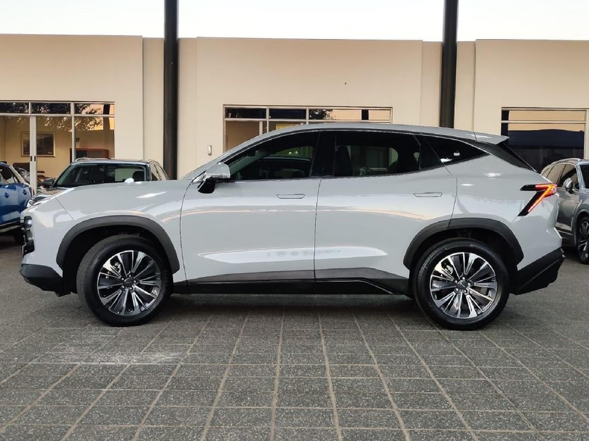 
2024 JETOUR DASHING 1.5T DELUXE full									