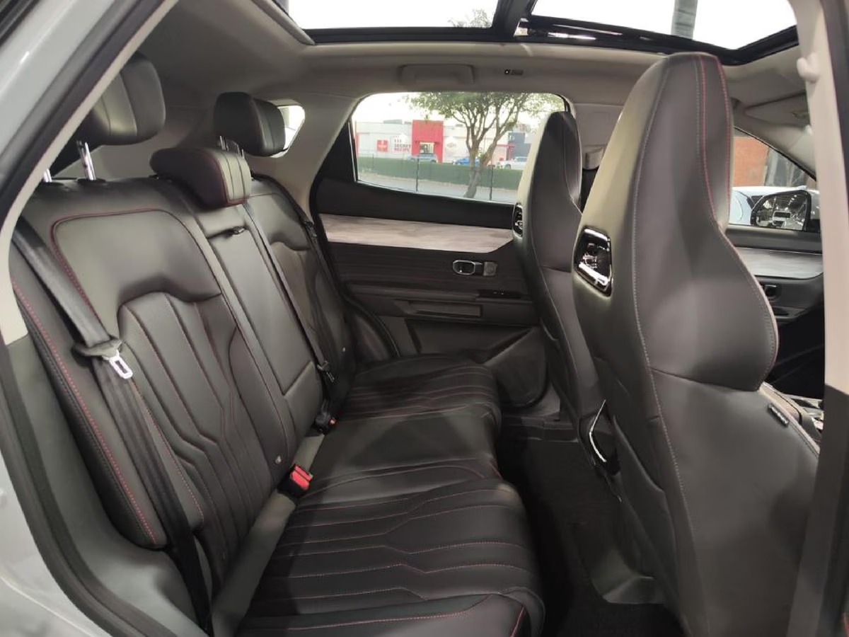 
2024 JETOUR DASHING 1.5T DELUXE full									