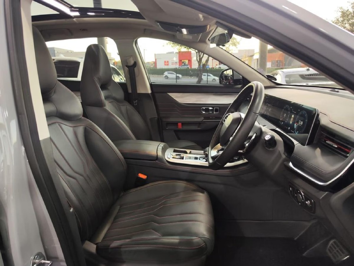 
2024 JETOUR DASHING 1.5T DELUXE full									