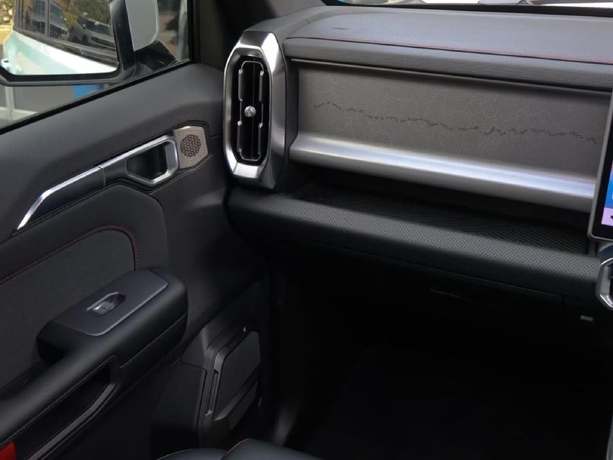 
2026 JETOUR T2 2.0T ODYSSEY — 4WD full									