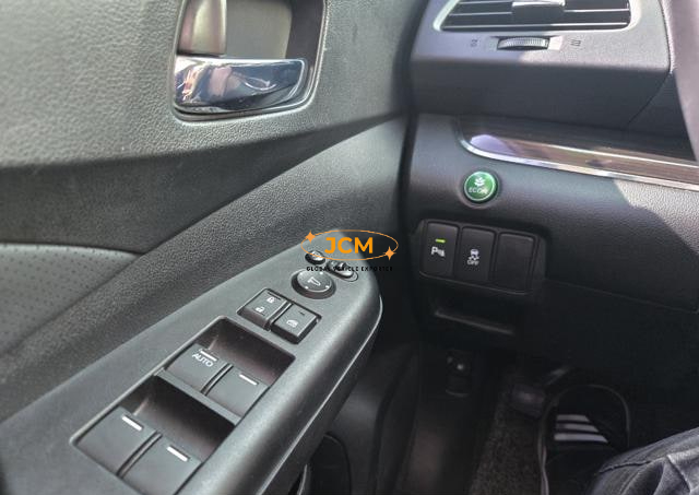 
2015 HONDA CR-V 4WD (NEW VER,FACE LIFT) SUN ROOF full									