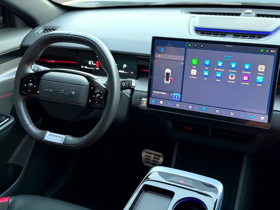 
2024 Jetour Dashing 1.6T Luxury – GCC Specs LHD full									