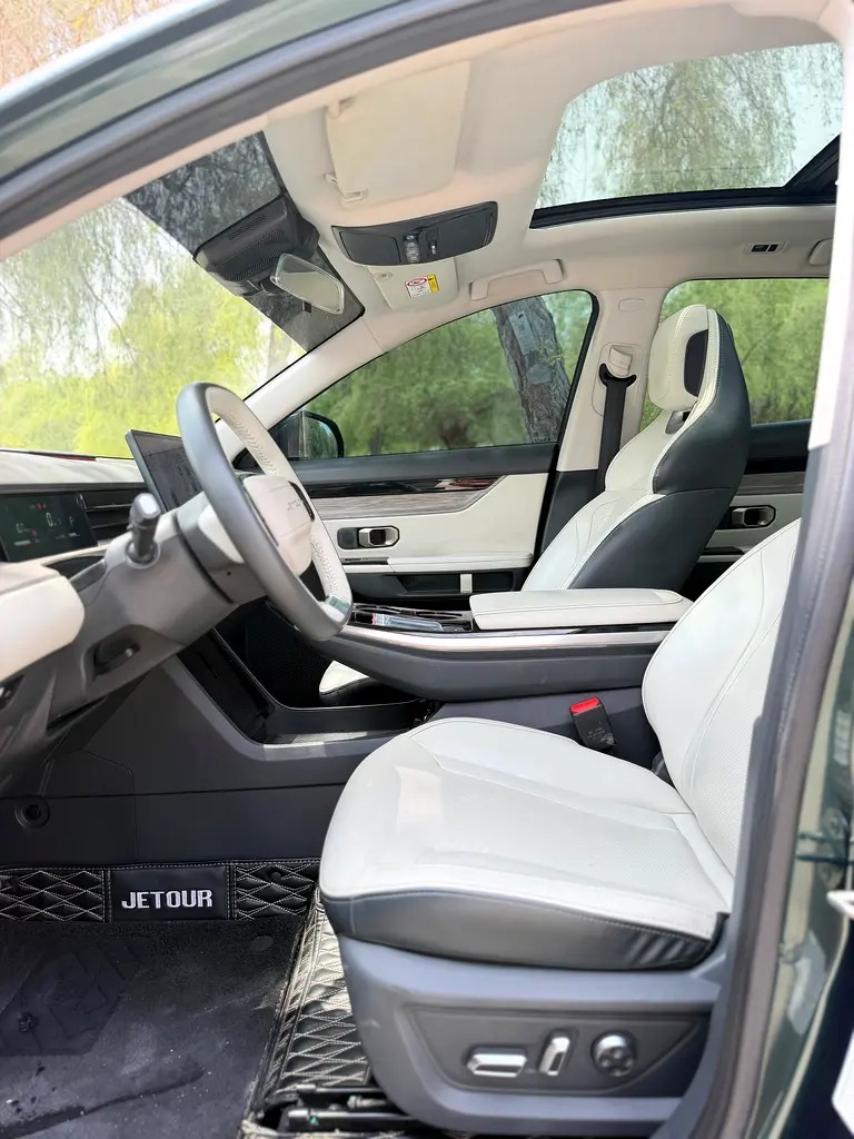 
2024 JETOUR DASHING 1.6T LUXURY — GCC SPECS (LHD) full									