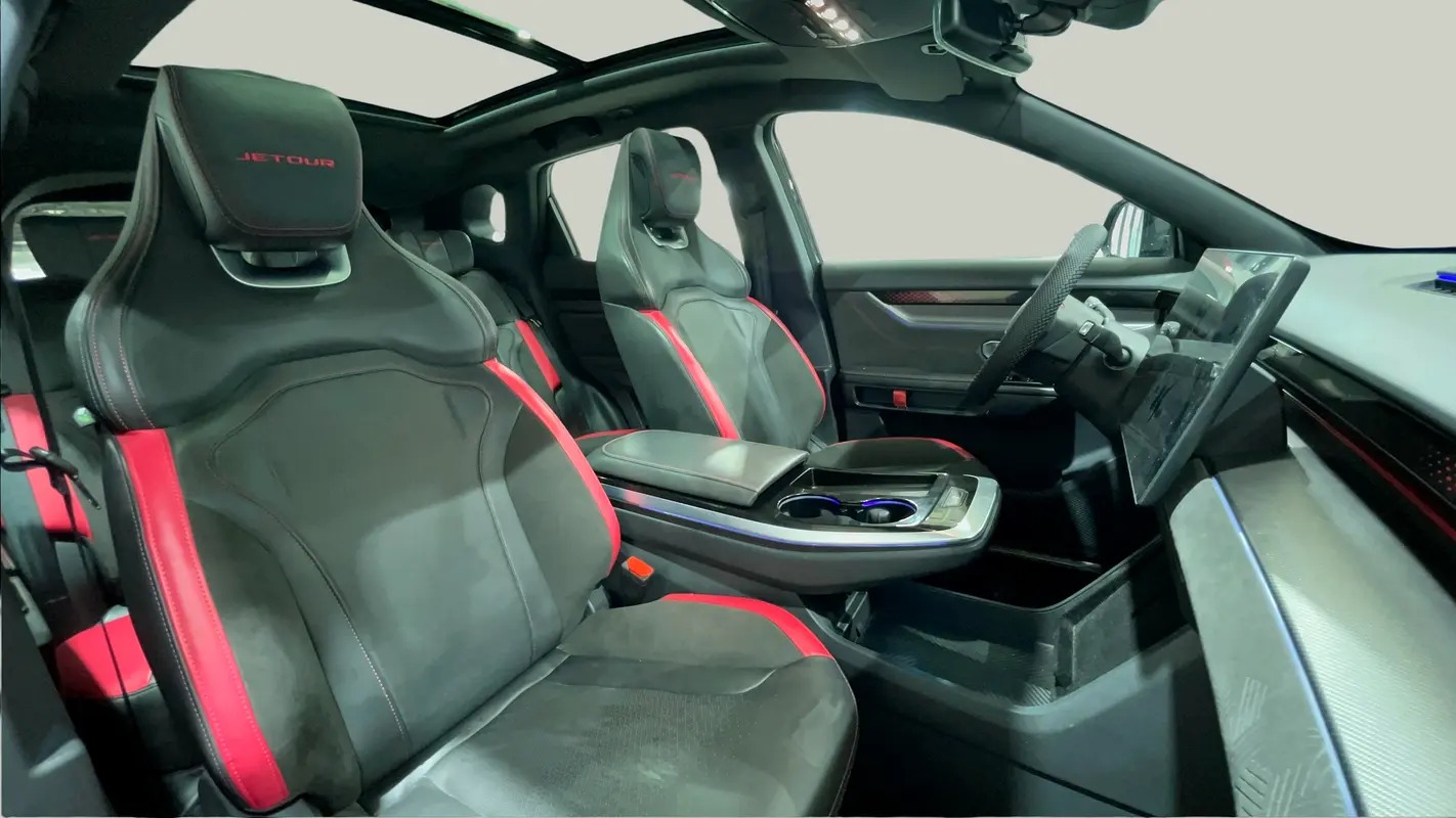 
2024 JETOUR DASHING 1.6T LUXURY — GCC LHD full									